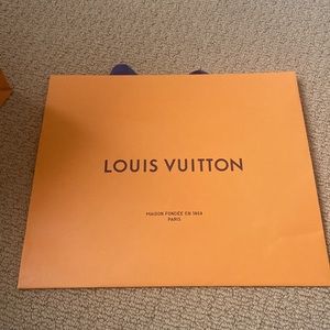 COPY - LV gift/shopping bag